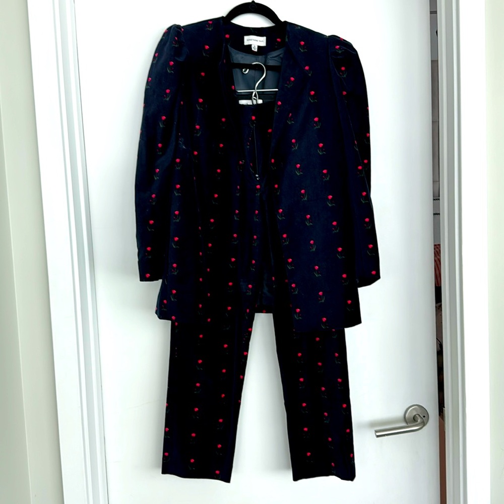 Something Navy - Suit Set - USED ONCE - Picture 2 of 5